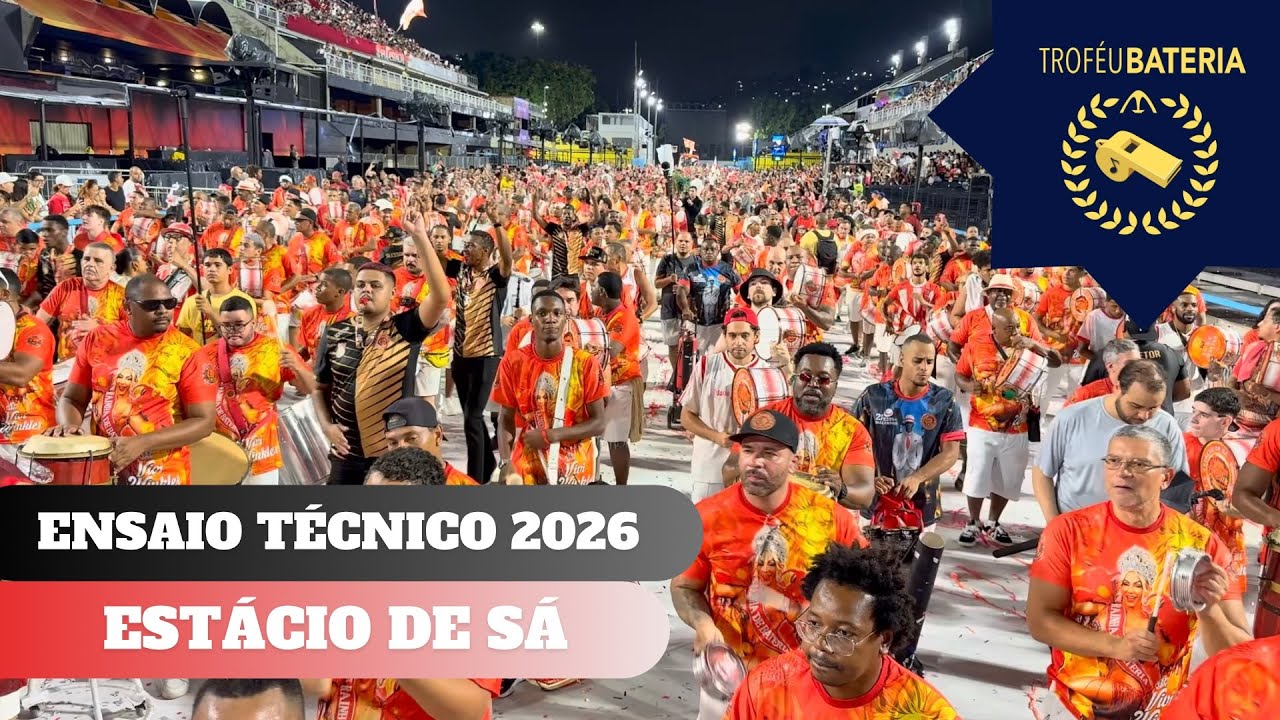 Bateria da Estácio de Sá no ensaio técnico para o carnaval 2026