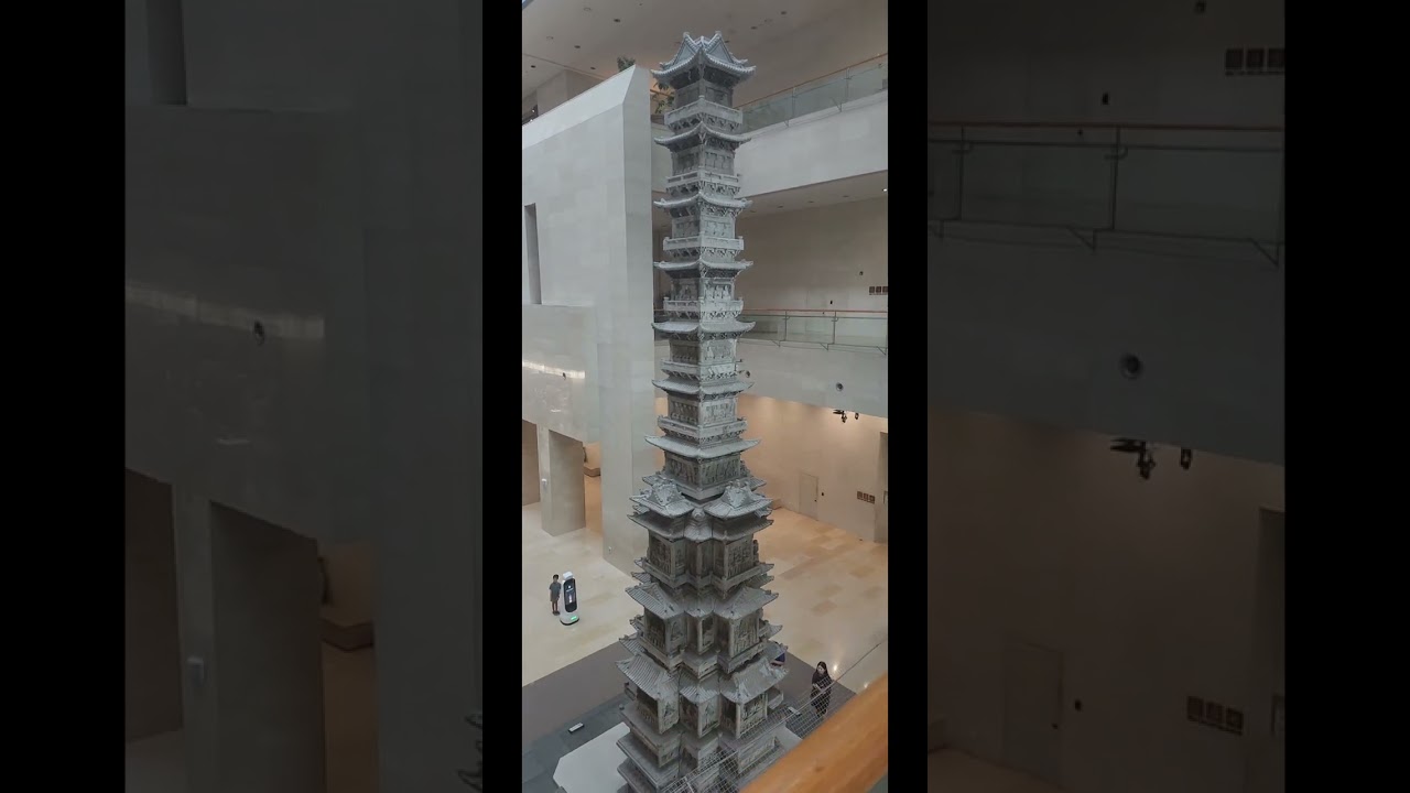 The walk in the National Museum of Korea in Seoul. Like subscribe and enjoy.