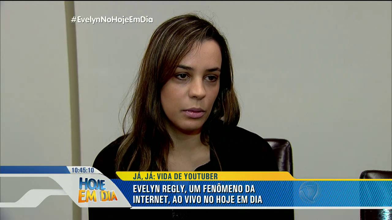 Reportagem Especial: salto alto pode ser obrigatório no trabalho?