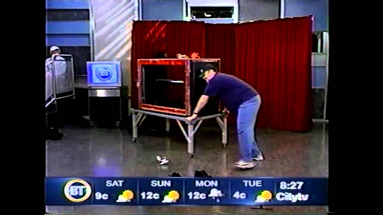 Magician fail on live tv