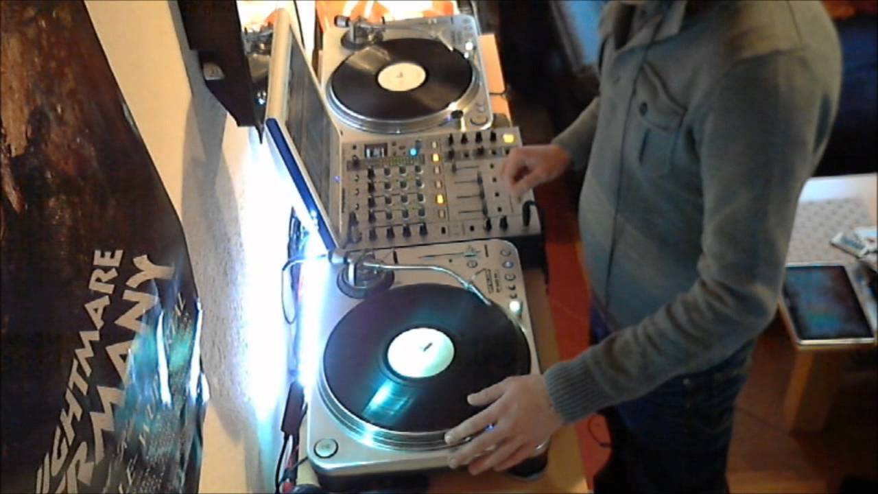 DJ Hossi Live On HardBase.Fm am 25.12.2011!!!