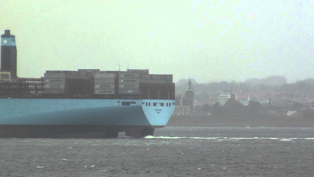 Majestic Maersk passes in Öresund.