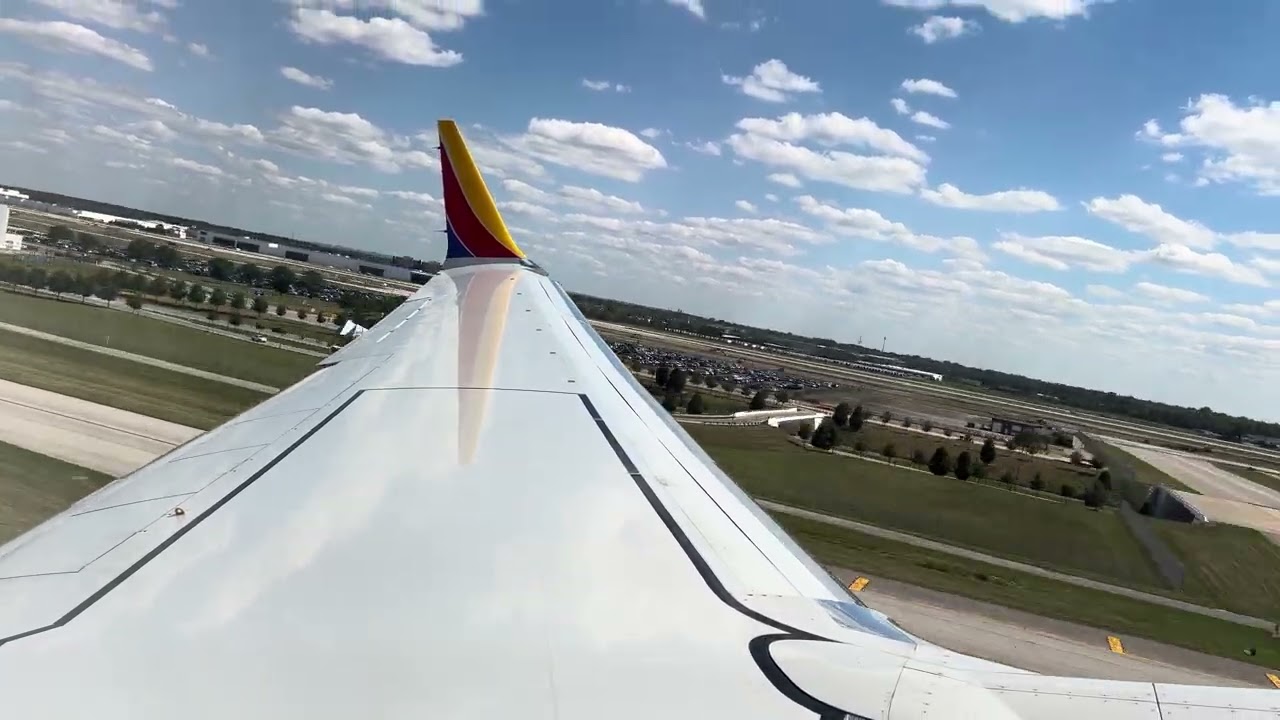 Southwest Airlines B737 Max 8 Takeoff from John Glenn International Airport (CMH)