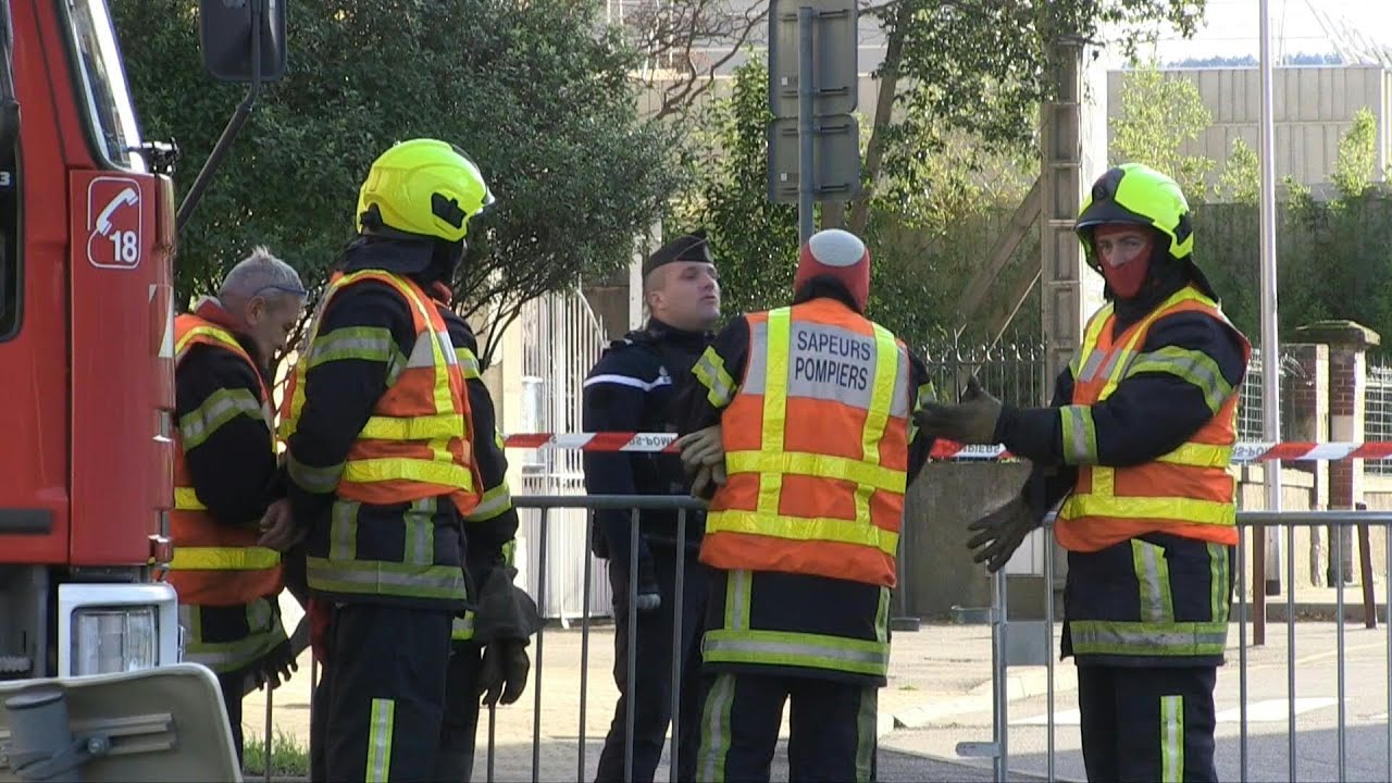 Emergency services gather near the epicentre of strong earthquake in southeastern France | AFP
