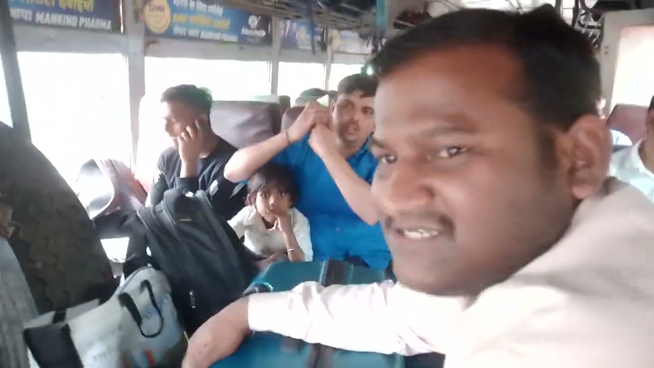 Jila etah se bapis aate swami rupkishor yogiraj kampil dham ripotar jila farrukhabad 