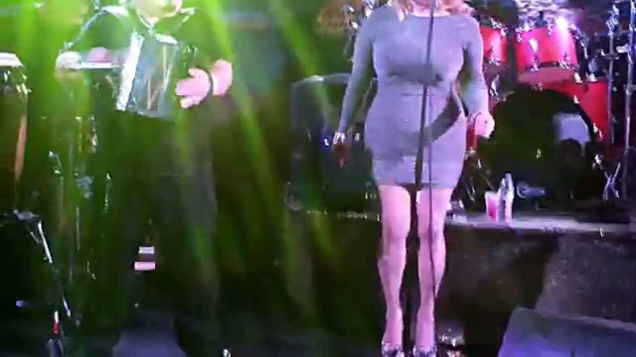 Jimmy Gonzalez y Grupo Mazz - A Pesar de todo