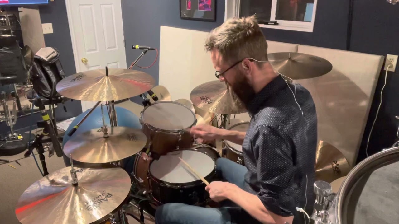 Paiste Masters thin 15 vs. 16” hi hats