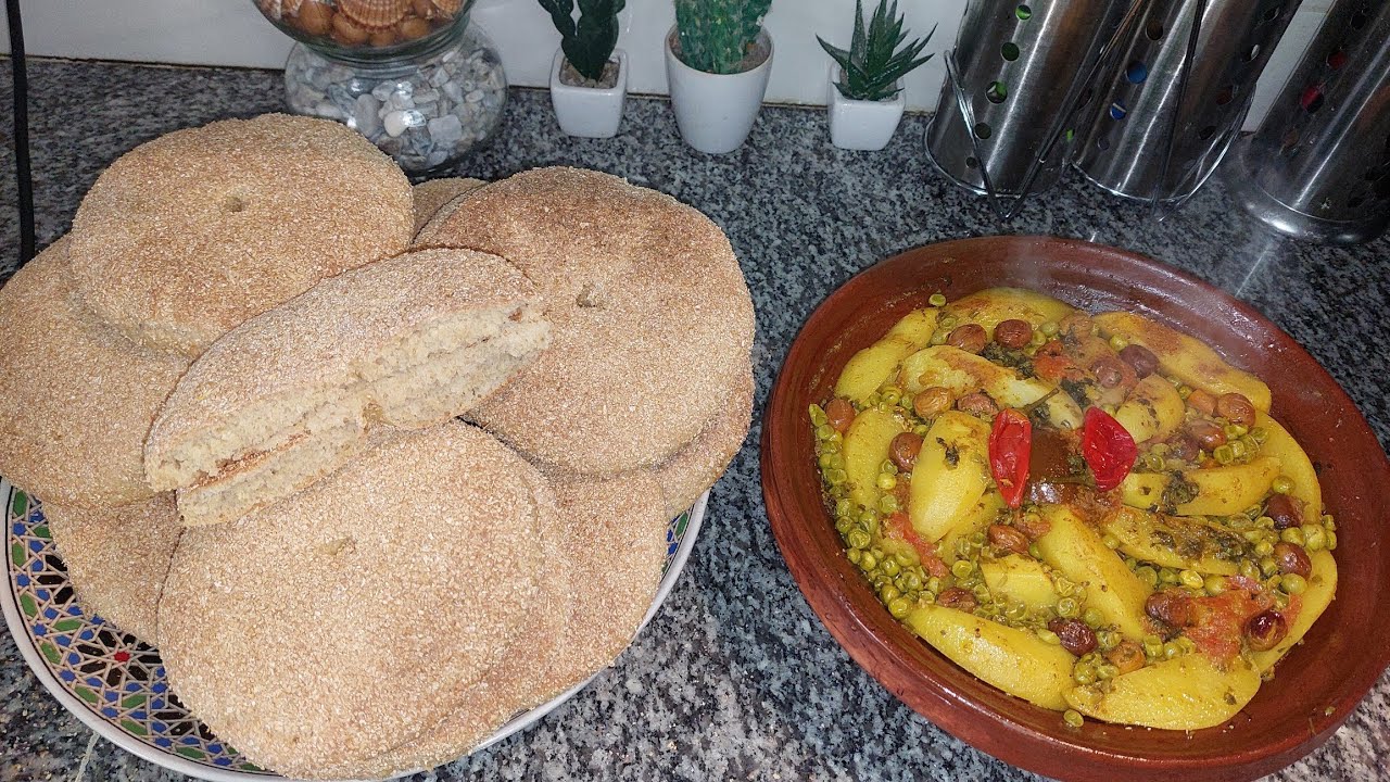 حضرت معكم طاجين كيبغيوه الكبار و الصغار مع خبز القمح