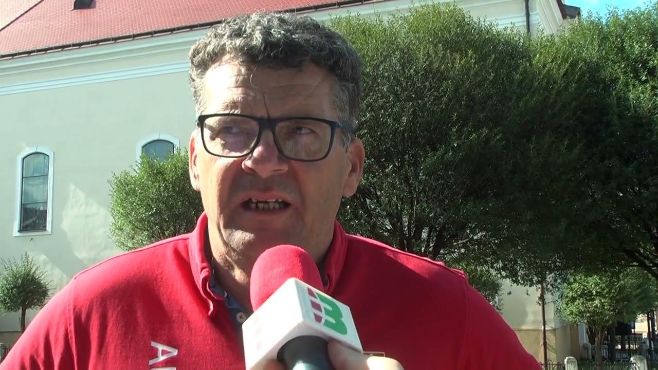Preteky automobilov do vrchu opäť na trati Uhrovec Jankov vŕšok