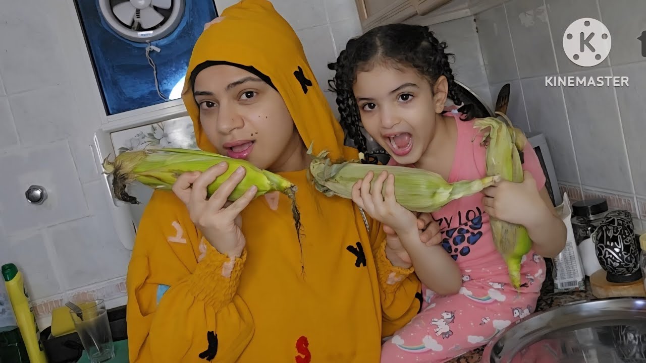 جوع اخر الليل انا وبنتي😋💙