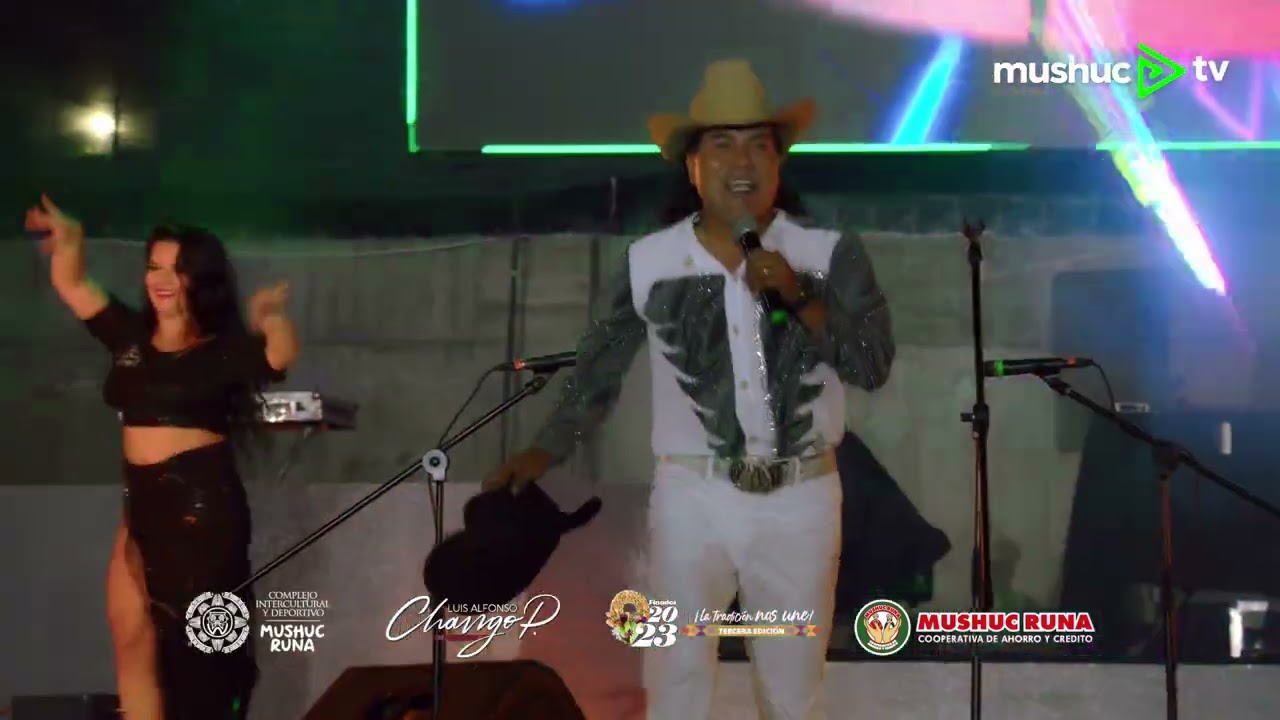 Chiquita Bonita - Ángel Guaraca en el Complejo Mushuc Runa