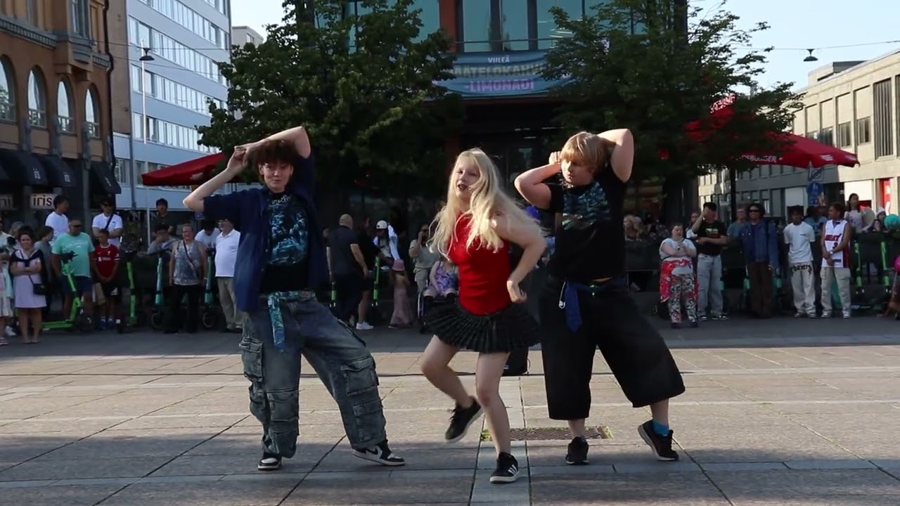 [REVEUSE] 2025 Night of the arts performance @ Vaasa, Finland | K-POP IN PUBLIC