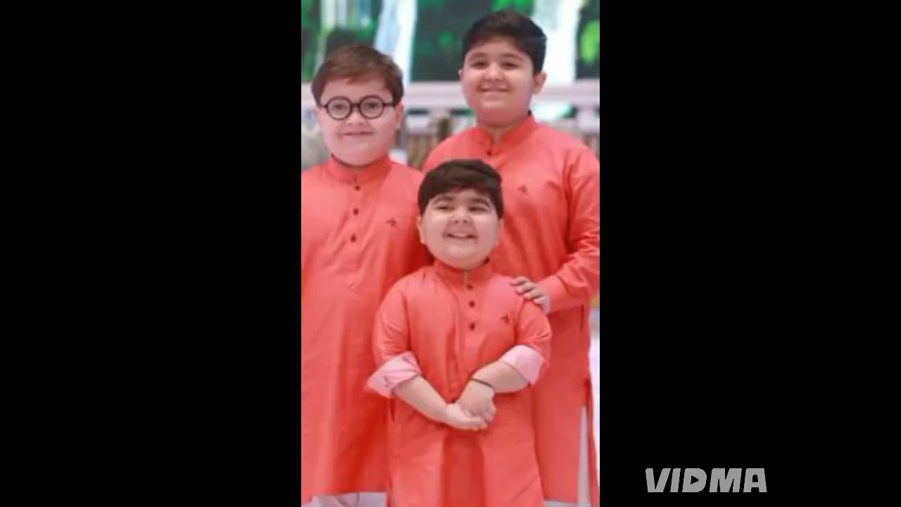 Umar  shah Ahmad Shah with other actor