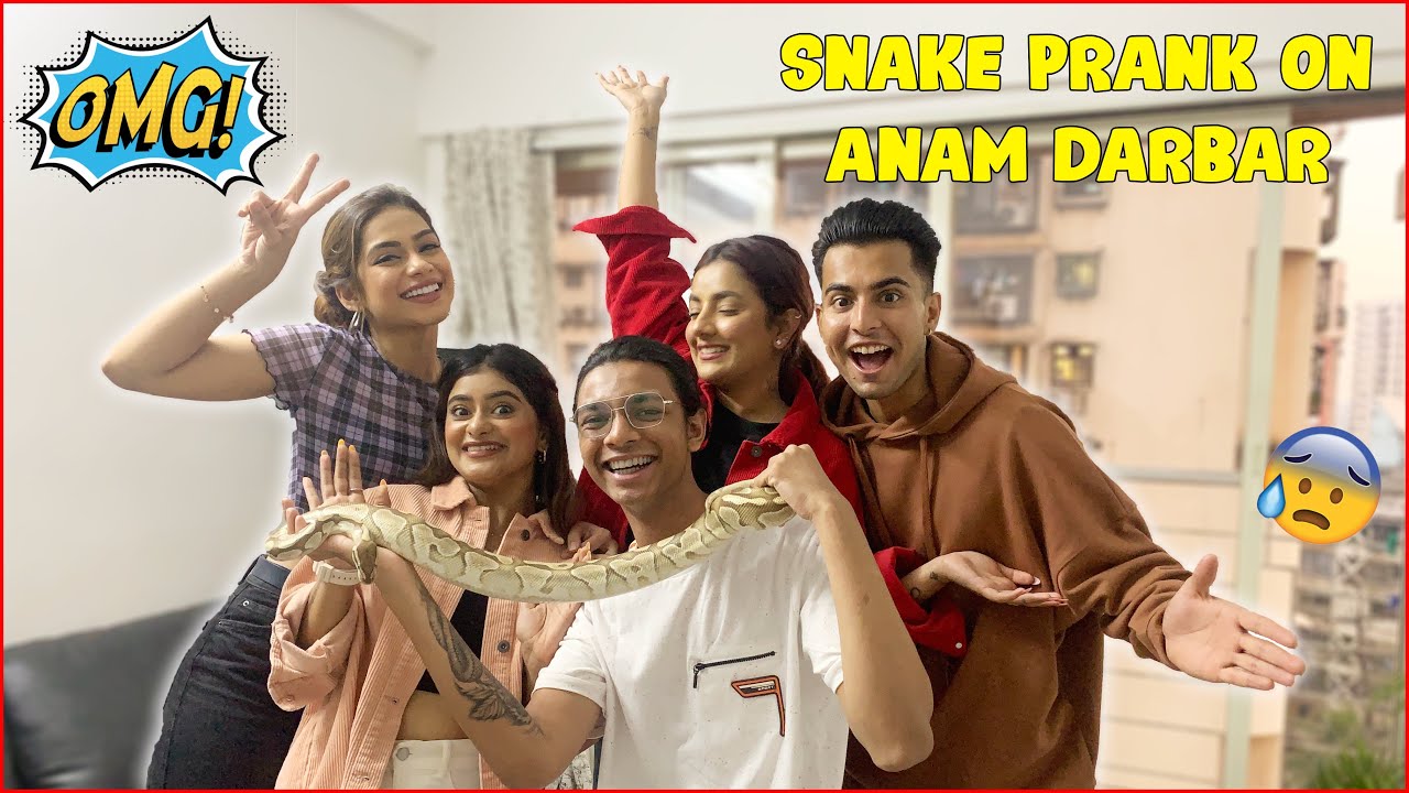 SNAKE PRANK ON @anamdarbar with @anirudhsharma5039 ,@Mrunalpanchal ,@NagmaMirajkar|BEHIND THE SCENES|