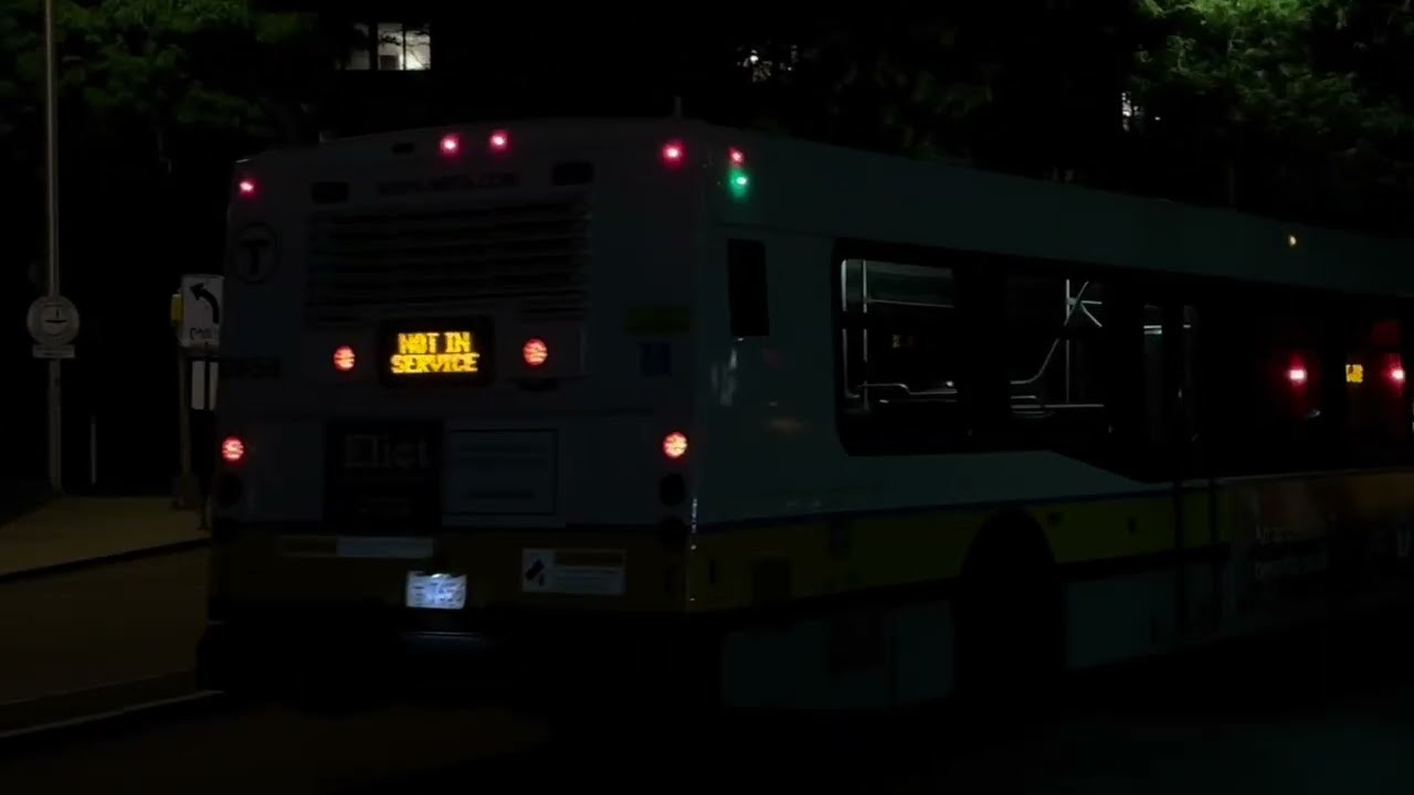 Yoshi & Mark: Fellsway Hysteria | Yoshi's Ride Series {S43-E19} - Riding the 101 🚌 - {MBTA}
