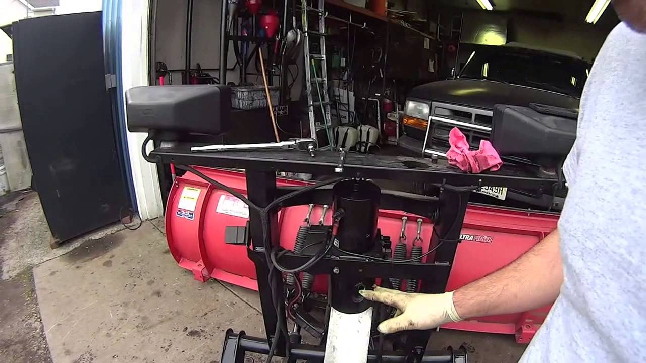 Western ultra-mount plow servicing and head light check