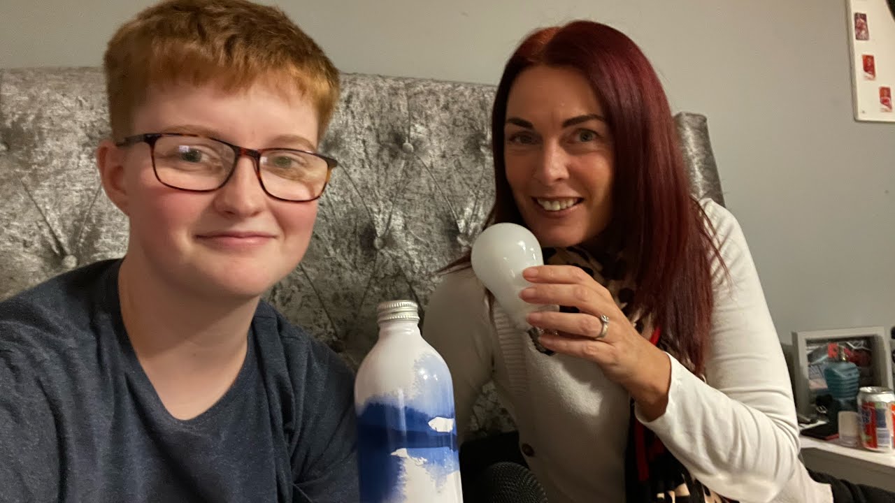 Me and my mum play Asmr guess the trigger!