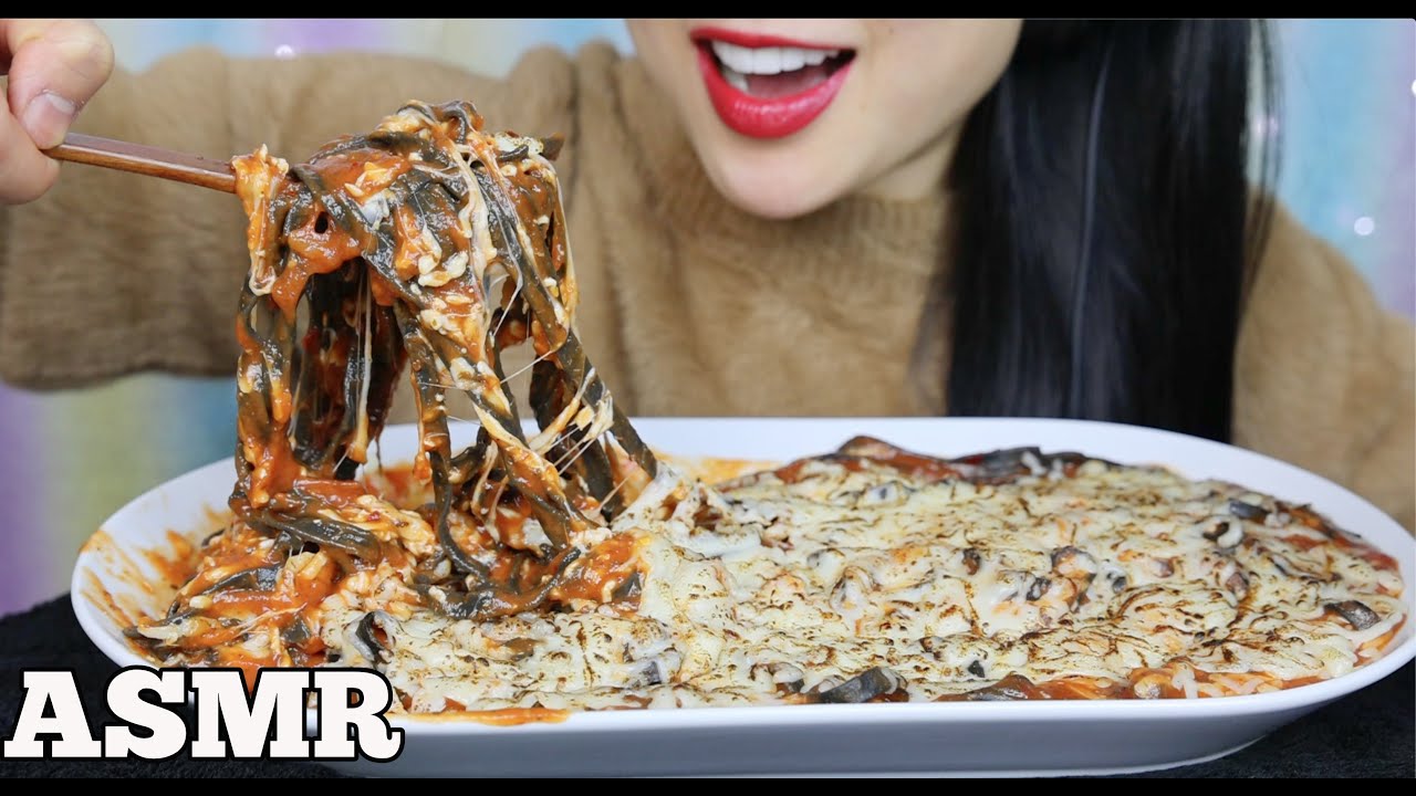 ASMR CHEESY SQUID INK PASTA (EATING SOUNDS) MINIMAL TALKING | SAS-ASMR