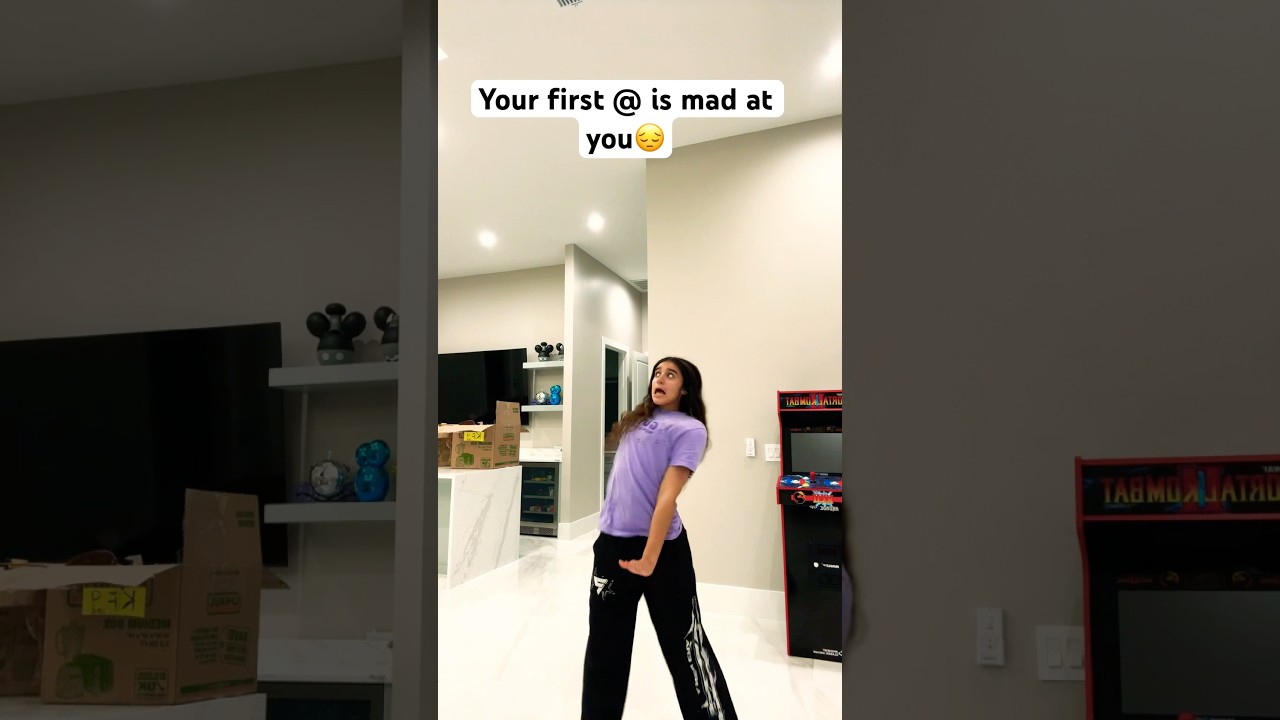 Who is it?😳 #fy #fyp #viral #blowup #trend #trending #relatable #ytshorts #funny #crazy #share