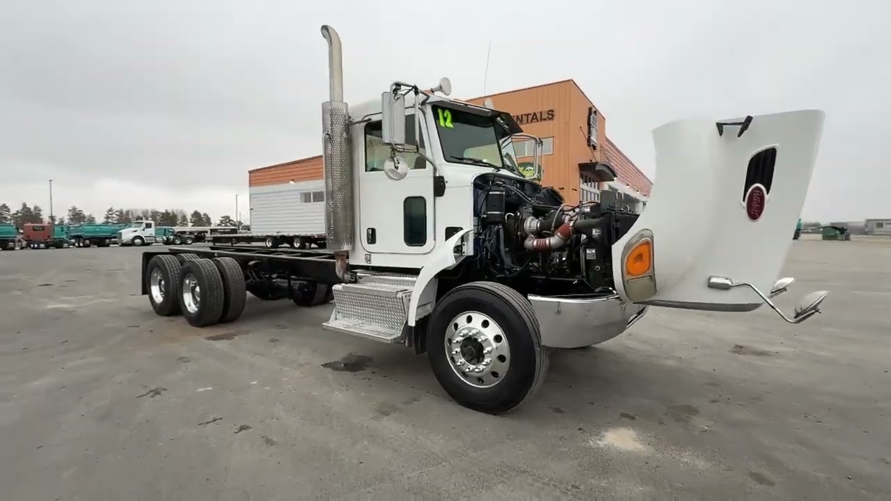 2012 PETERBILT 348 For Sale