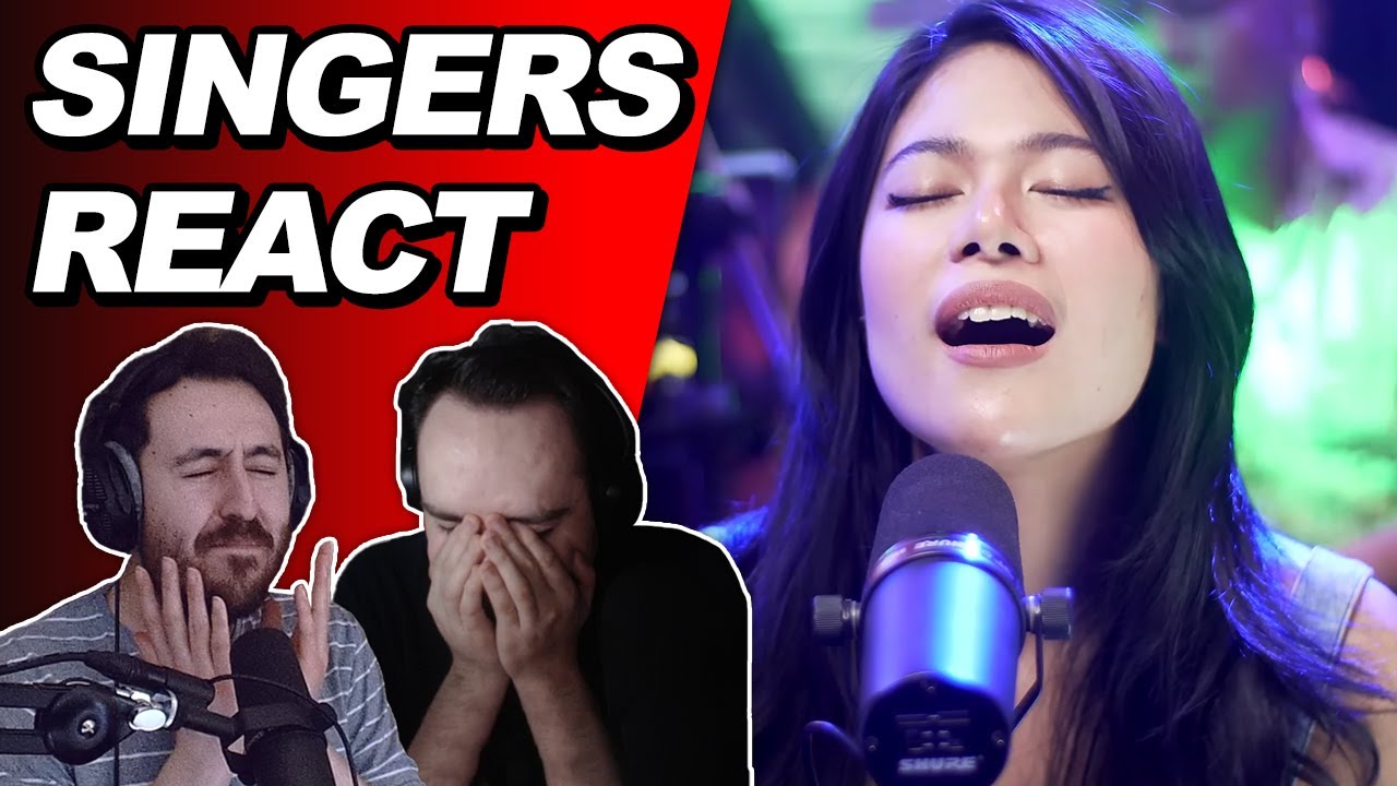 Singers React to Gigi De Lana - FIy Me To The Moon | Reaction