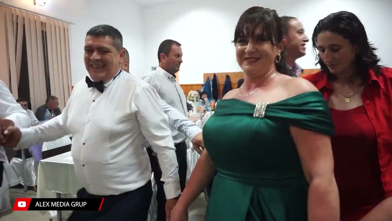 Formatia Marian de la Ploiesti - Colaj SARBE LIVE 2025 cu chitara la nunta lui Damian si a Alinei