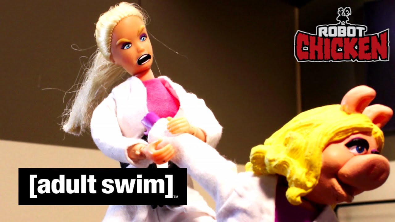 Adult Swim VF - Robot Chicken 🇫🇷 | Empoisonné par sa famille [extrait S06E04]