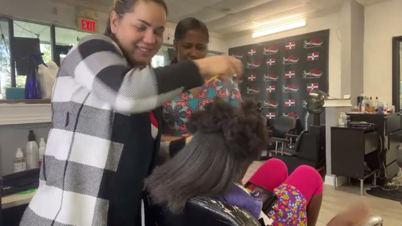 Dominican blow dry for little girl / girl 6 years