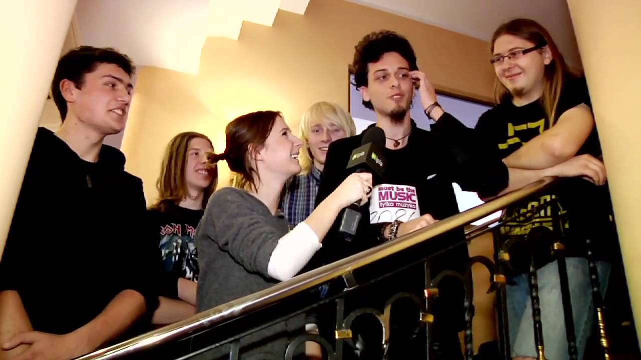Korniszon podczas pre-castingu do Must be the music