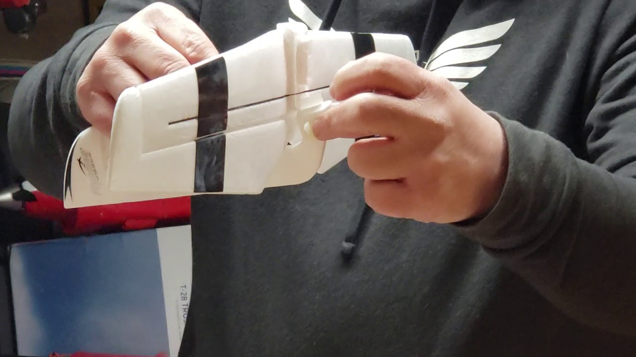 Flyzone Eluna 1.5 glider from Horizon Hobby