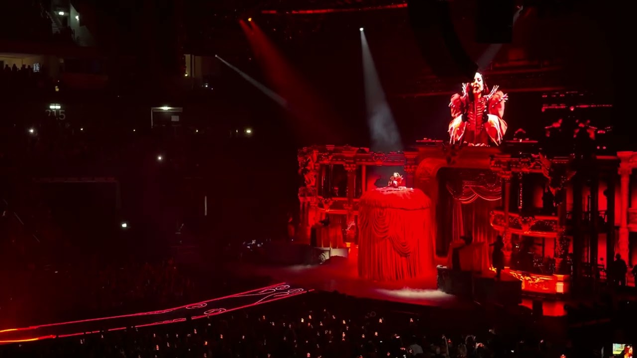 Lady Gaga 4K: Intro | Bloody Mary | Abracadabra - Berlin 05.11.2025