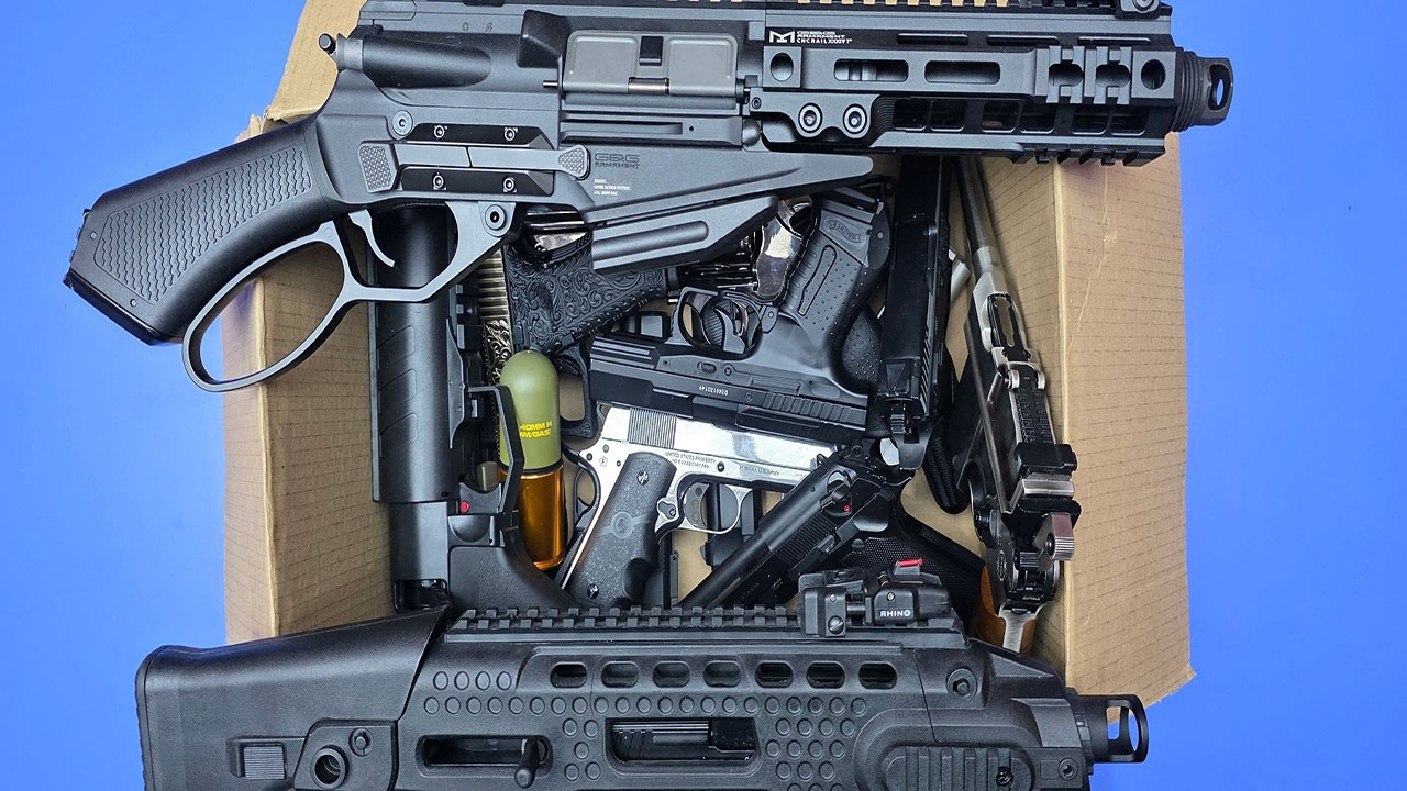 Box Full of Airsoft Guns - Rifles and Pistols Shooting ! #airsoft #airsoftguns #grenadelauncher