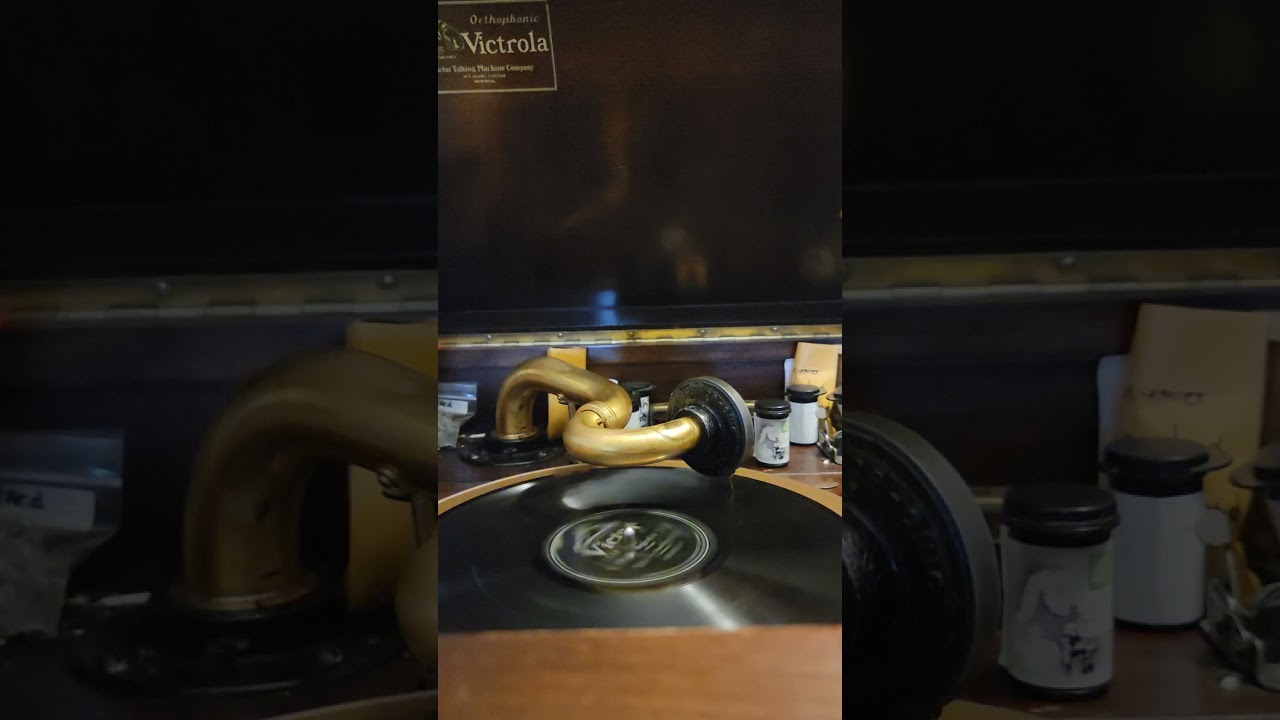 El Chiclo; Argentine Tango - Hurtado Brothers Royal marimba band Victor Records #18093 1916