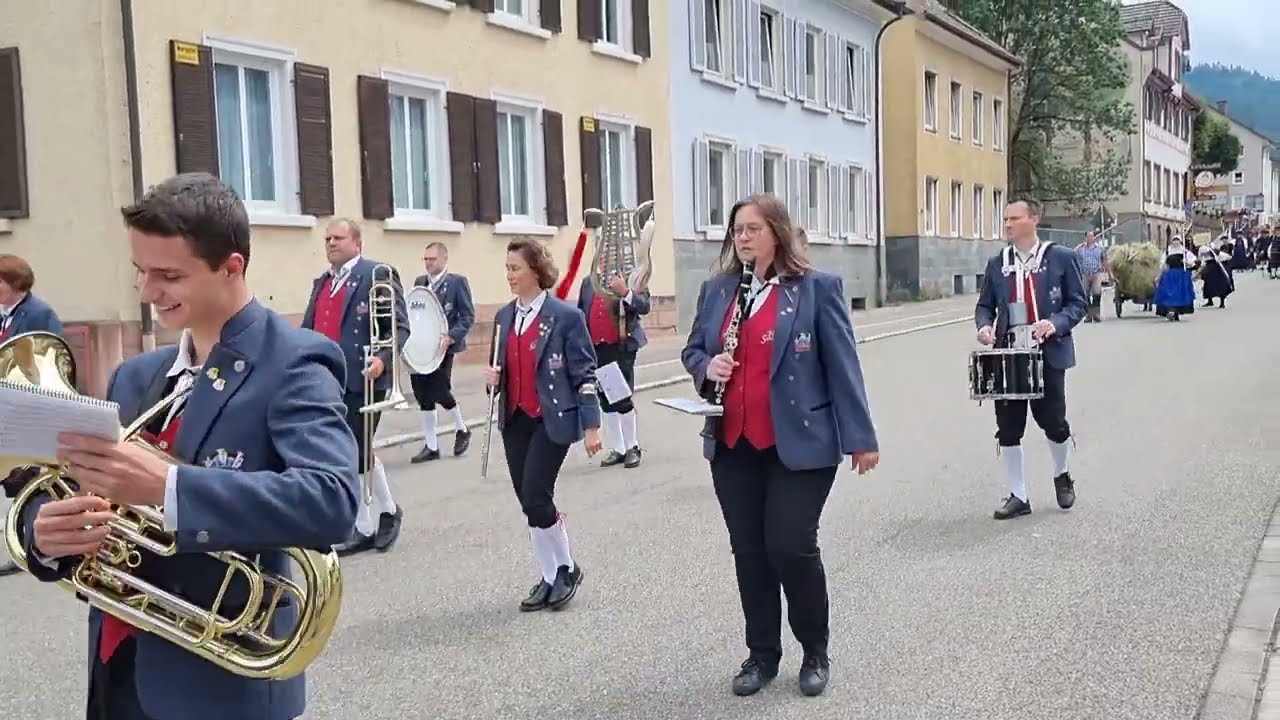Jubiläumsumzug 100 Jahre Musik und Trachtenverein Reichenbach 