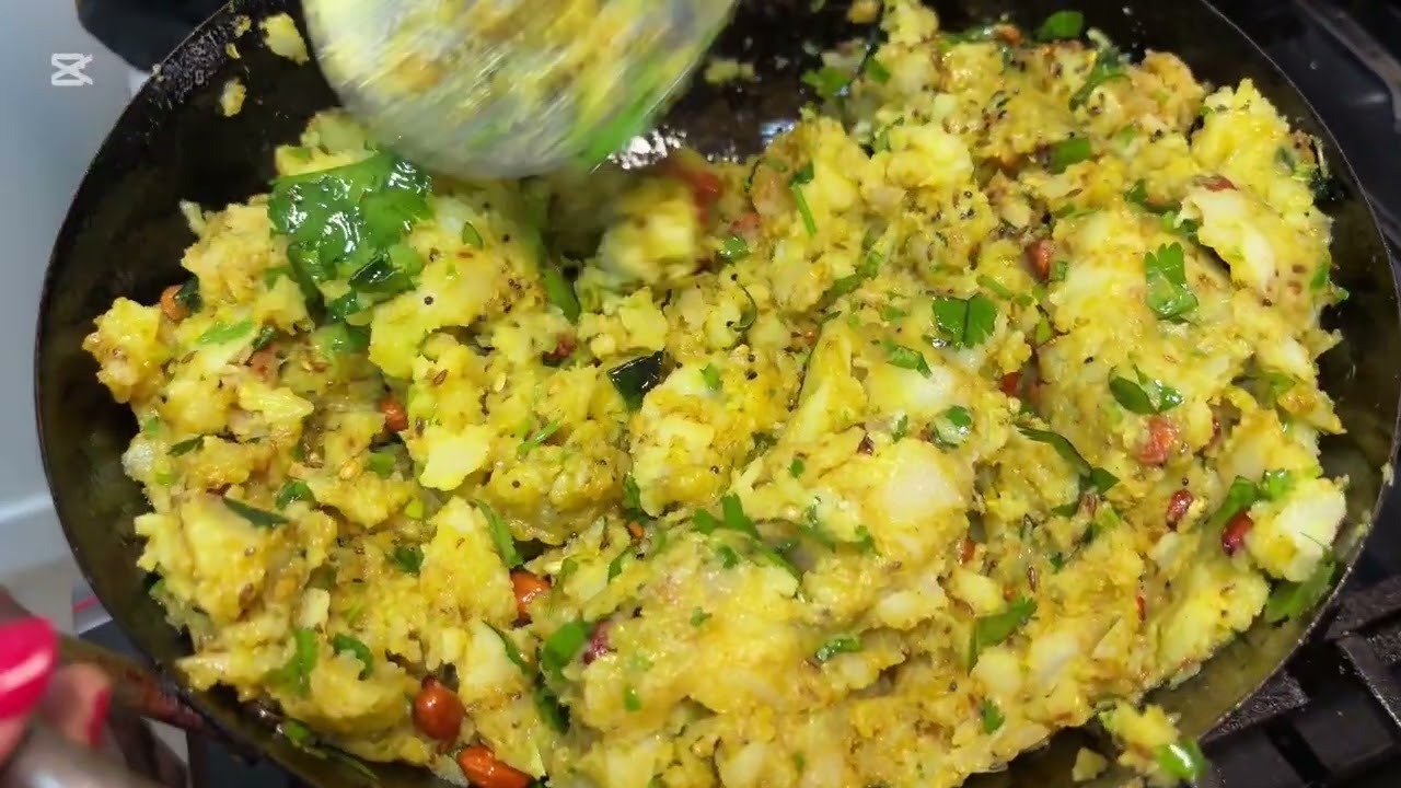 Street Style Aloo Samosa at Home 🥟💫