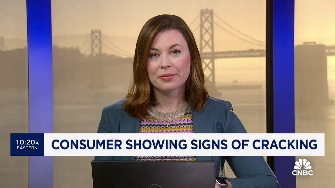 Consumers exhibit restraint in restaurant spending