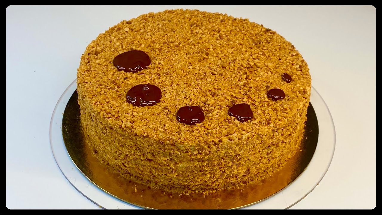 اسهل و ابن كيكة لرأس السنة بالبفريوة و كريمة الزبدة بكل تفاصيلها. لازم تجربوها. Russe noisette