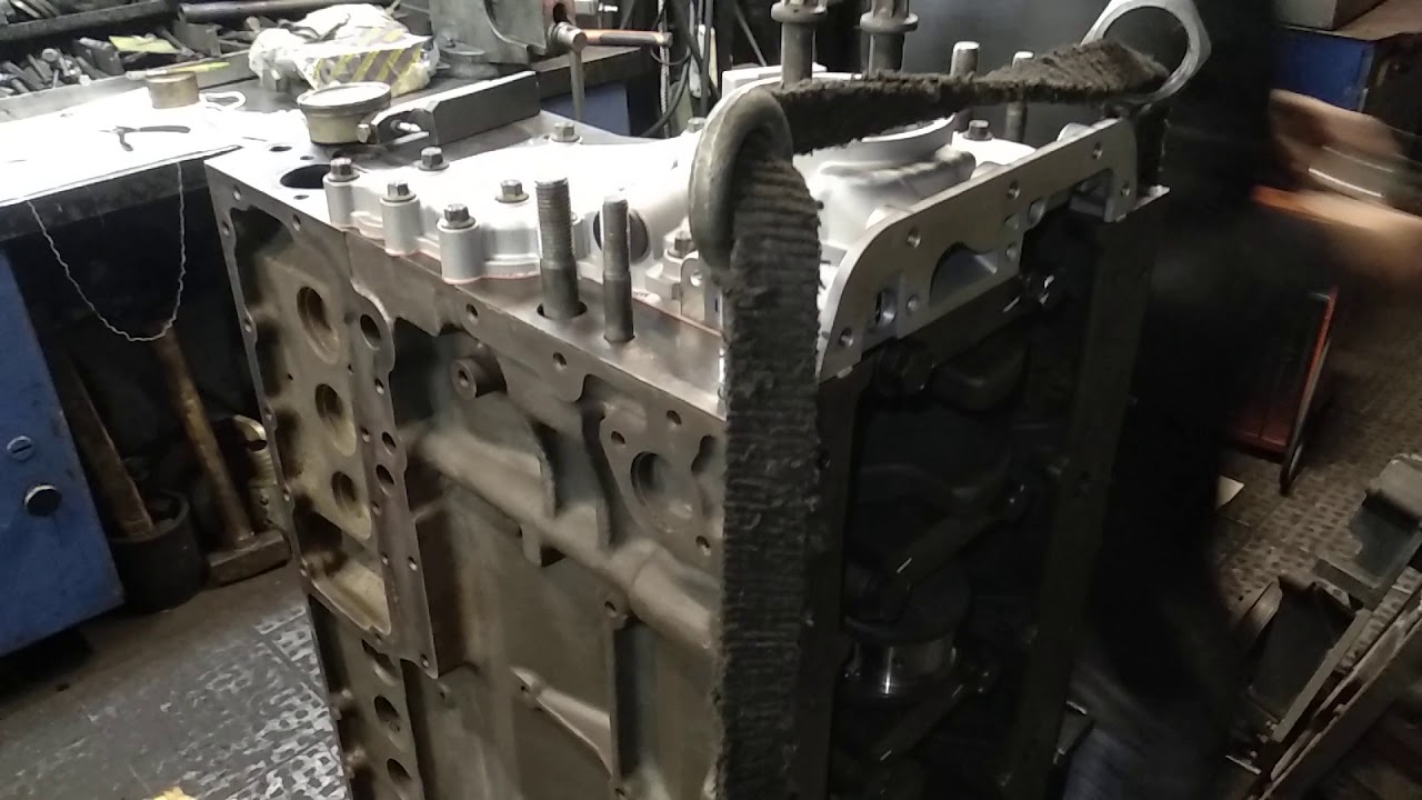 Diesel engine Deutz  overhauling process. Part 1.