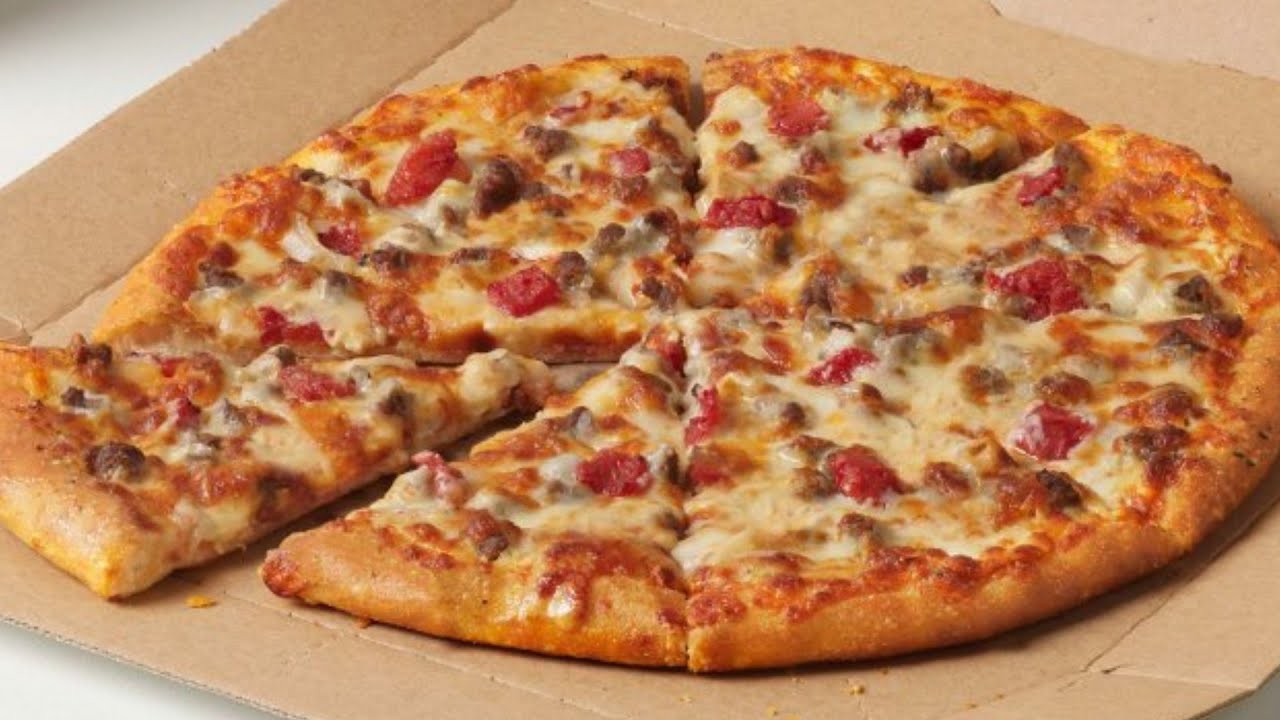 Мы попробовали 14 пицц Domino's. Вот лучшая из них для заказа.