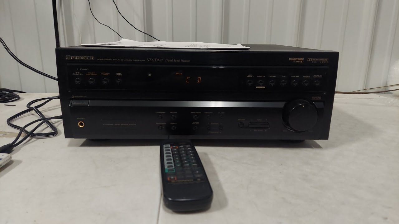 Pioneer VSX-D457 - 5.1 Ch Surround Sound AM FM Stereo Receiver W/Phono 