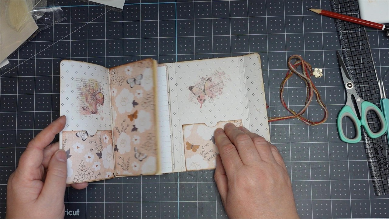 Trifold folio with notebook using 1 x 12 x 12 paper