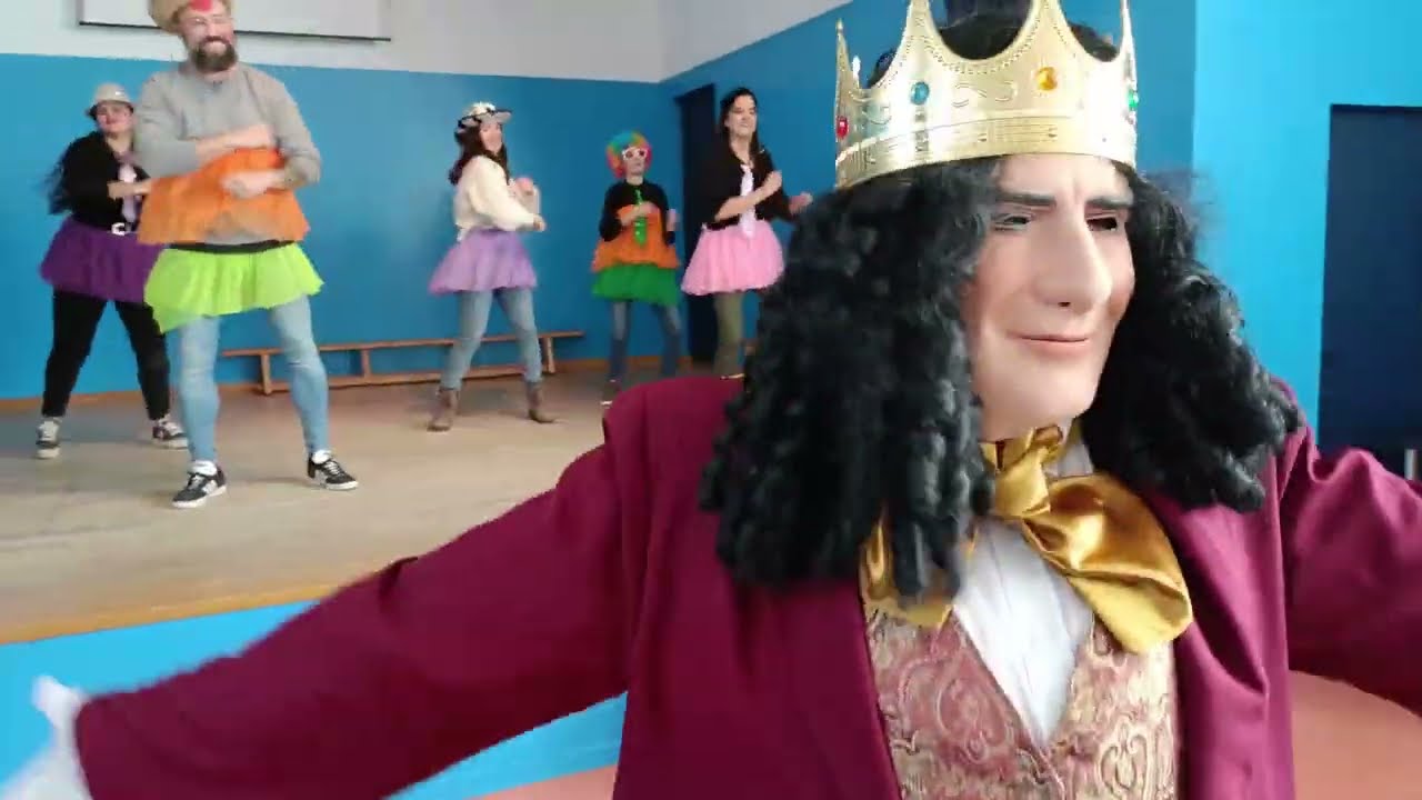 L'arribada del Rei Carnestoltes a l'escola l'Antina