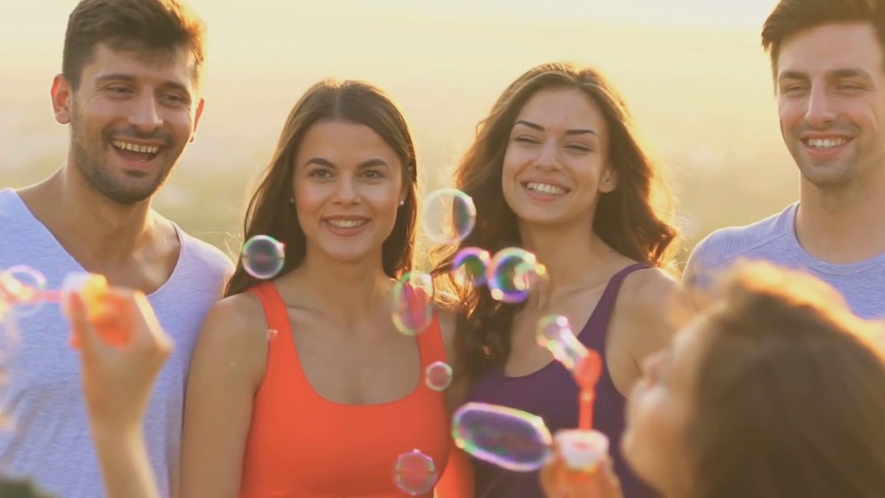 Adolescência - DESENVOLVIMENTO E CARACTERÍSTICAS