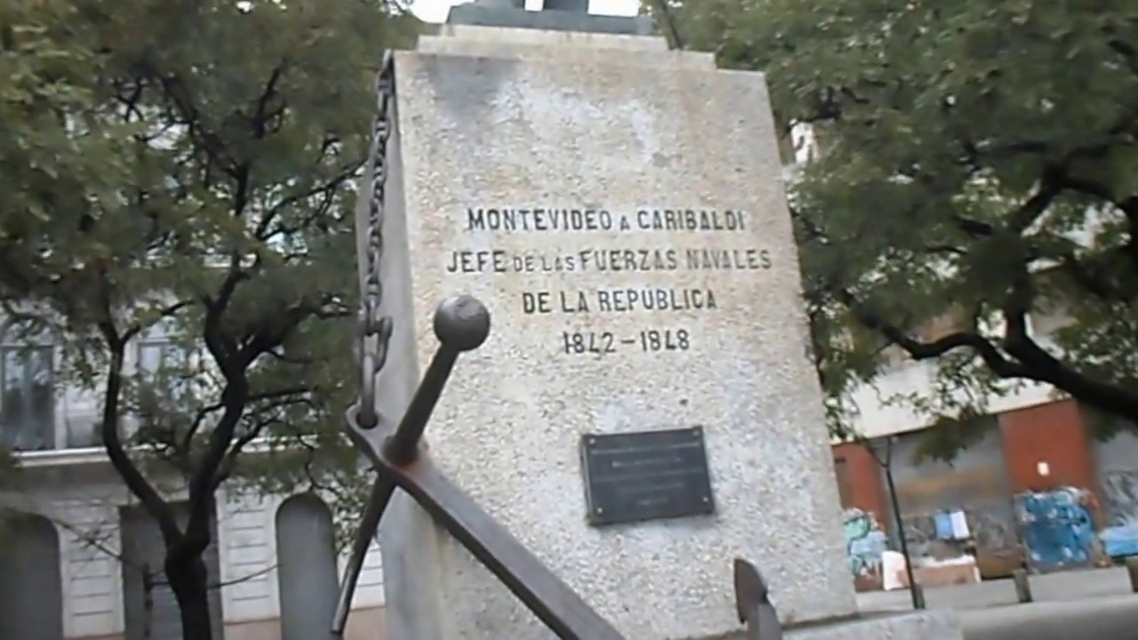 MONUMENTO A JOS&Eacute; GARIBALDI, MONTEVIDEO - La Macana 
