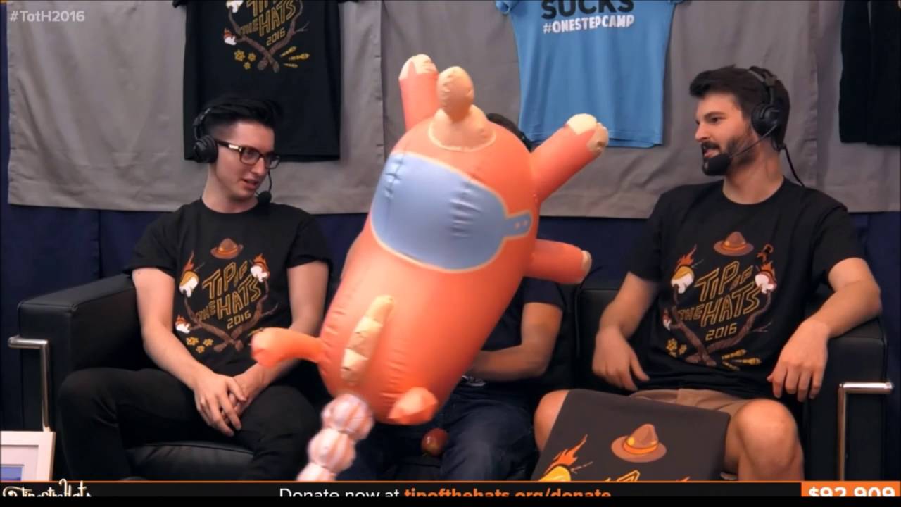 Jerma blows up the balloonicorn on Tip Of The Hats 2016