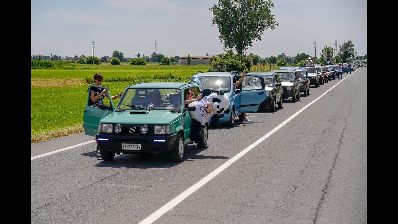 Sfilata Fiat Panda al raduno 