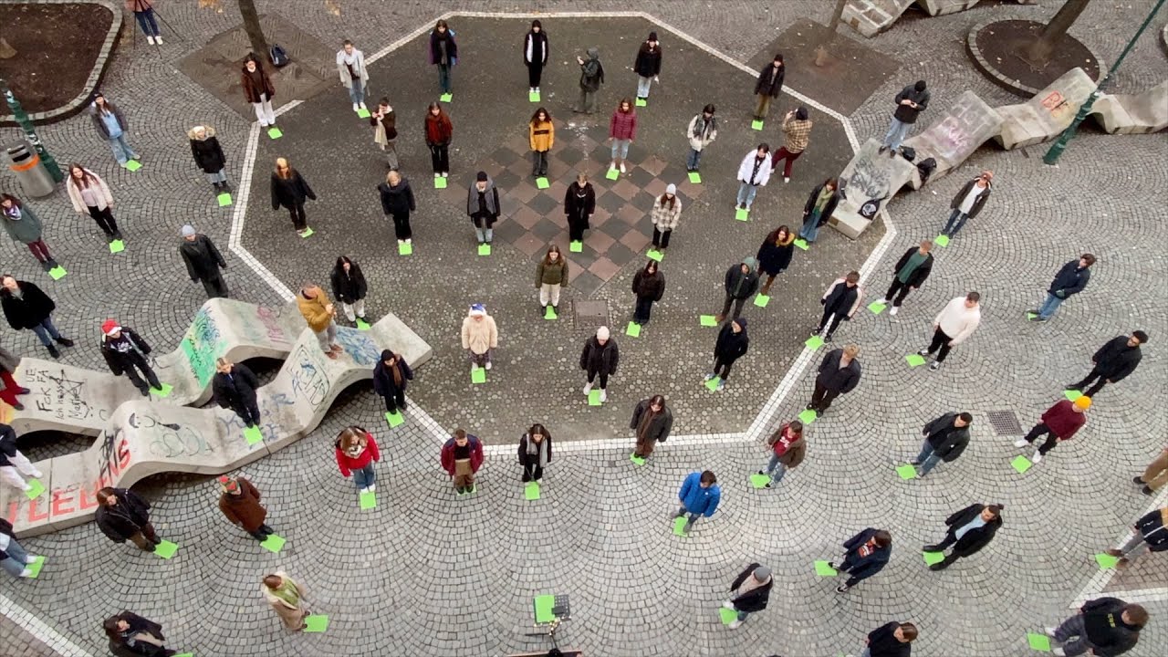 chorus h12: 