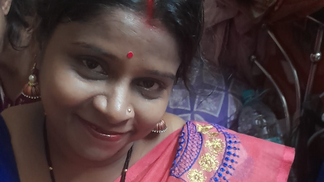 Sadharon Meyer lifestyle  is live har har mahadev