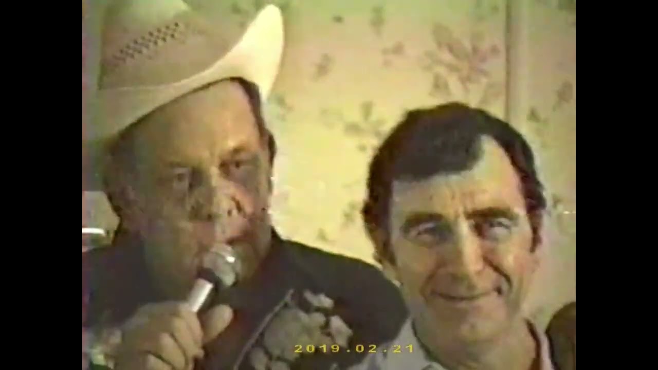 ronnie singing