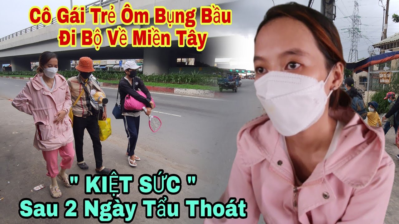 Cô Gái Ôm Bụng Bầu Đi Bộ 